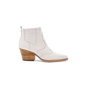 Sam Edelman White Croc-Embossed Ankle Boots – Size 9.5